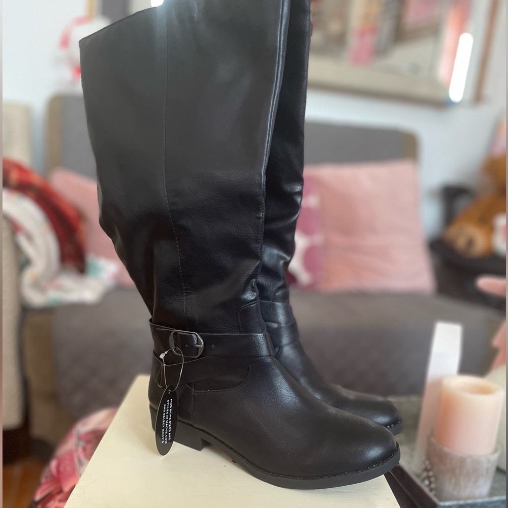 The Madixe casual riding boots wide calf by Style & Co. NWT Size 7 1/2